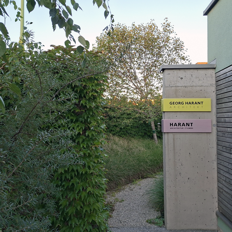 Büro Harant Eingang Hof